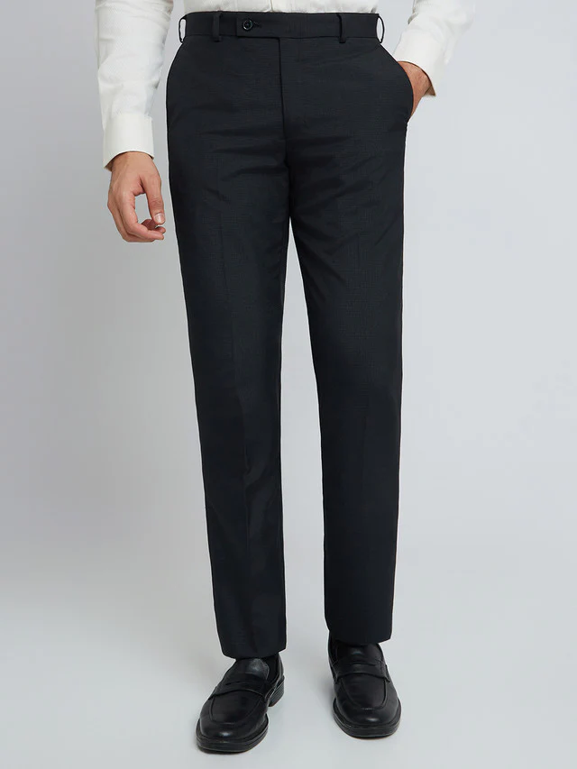 Park Avenue Men Blue Checkered Regular Fit Trouser