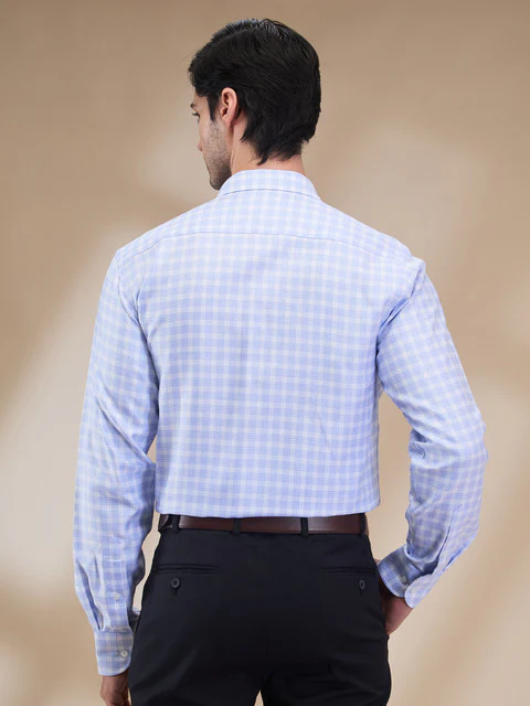 Park Avenue Men Blue Checks Luxus Fit Cotton Shirt - Image 4