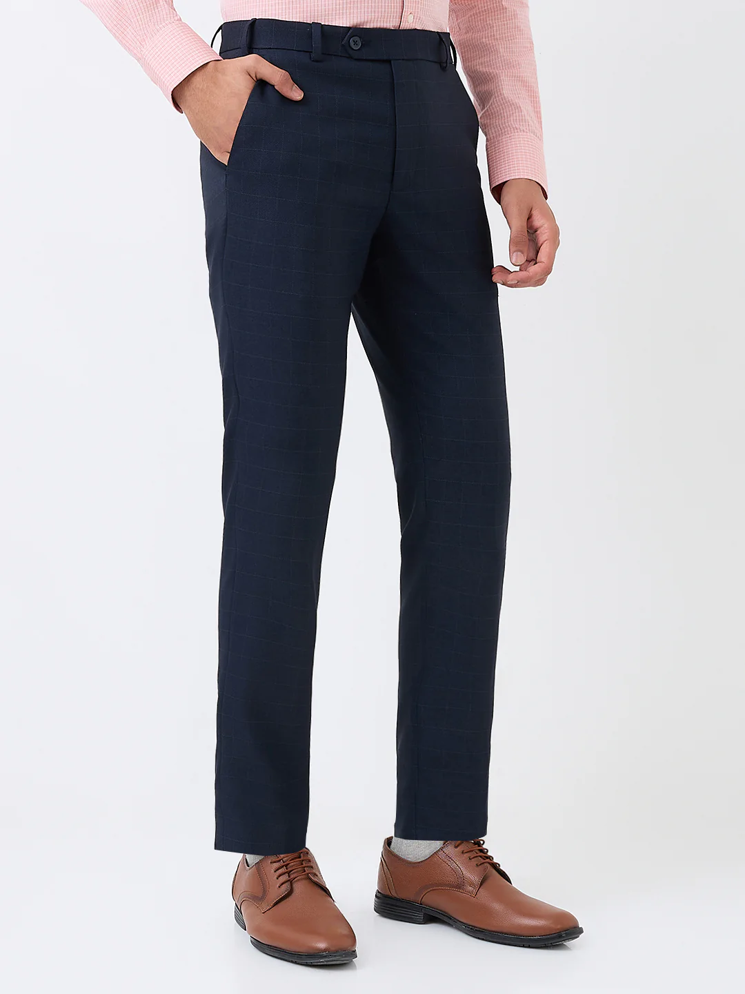 Park Avenue Men Blue Checks Neo Fit Polyester Blend Trouser - Image 3