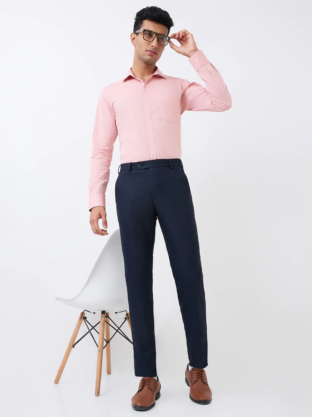 Park Avenue Men Blue Checks Neo Fit Polyester Blend Trouser - Image 6