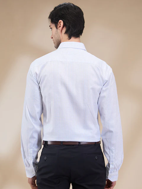 Park Avenue Men Blue Checks Regular Fit Cotton Shirt - Image 4
