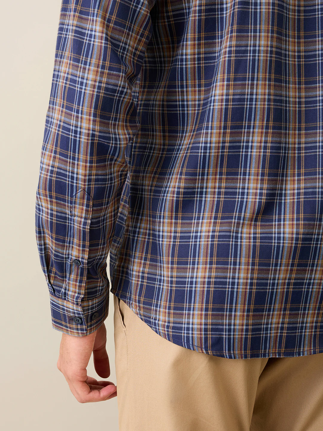 Park Avenue Men Blue Checks Slim Fit Polyester Blend Casual Shirt - Image 20