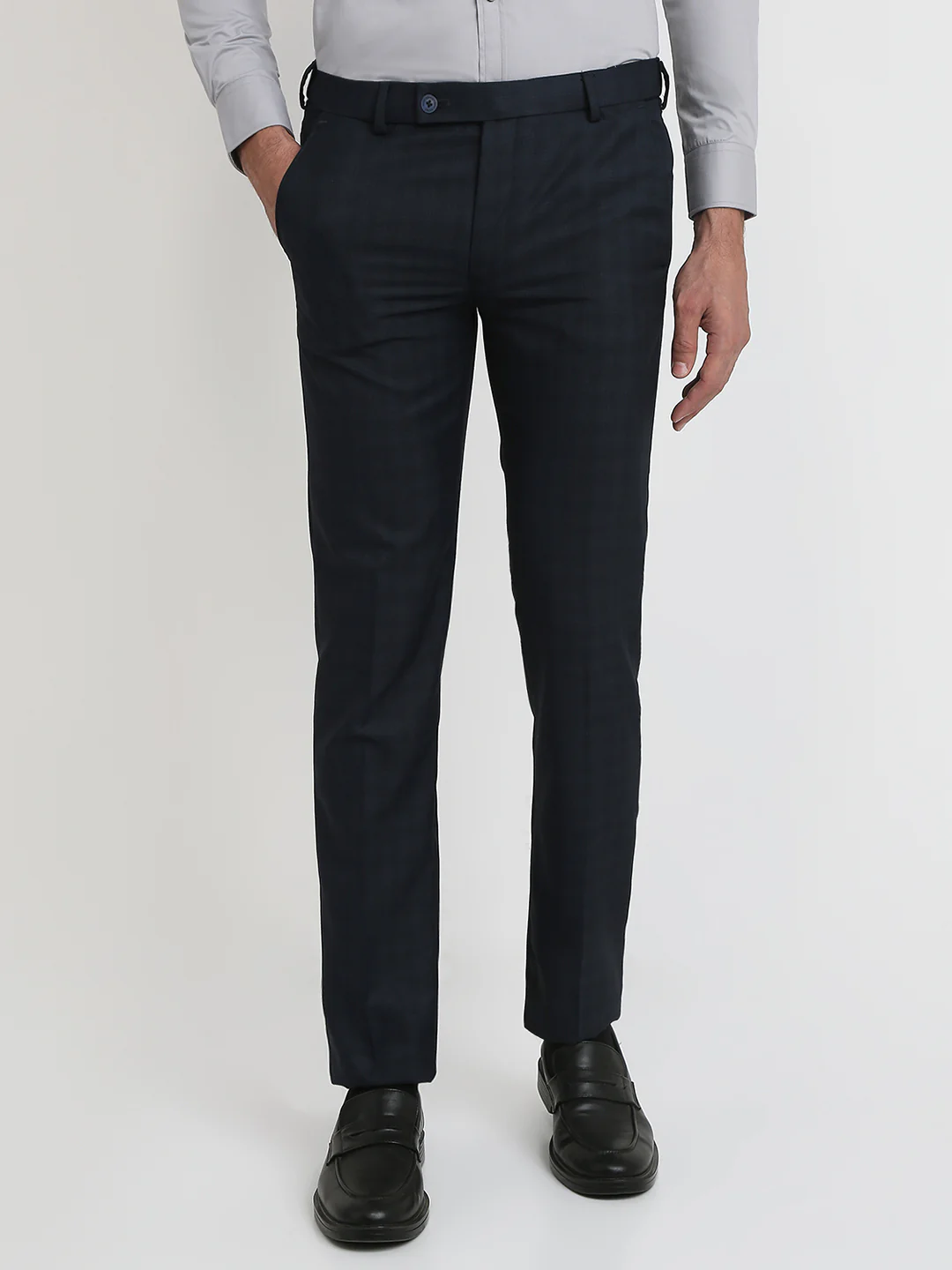 Park Avenue Men Blue Checks Slim Fit Polyester Blend Trouser