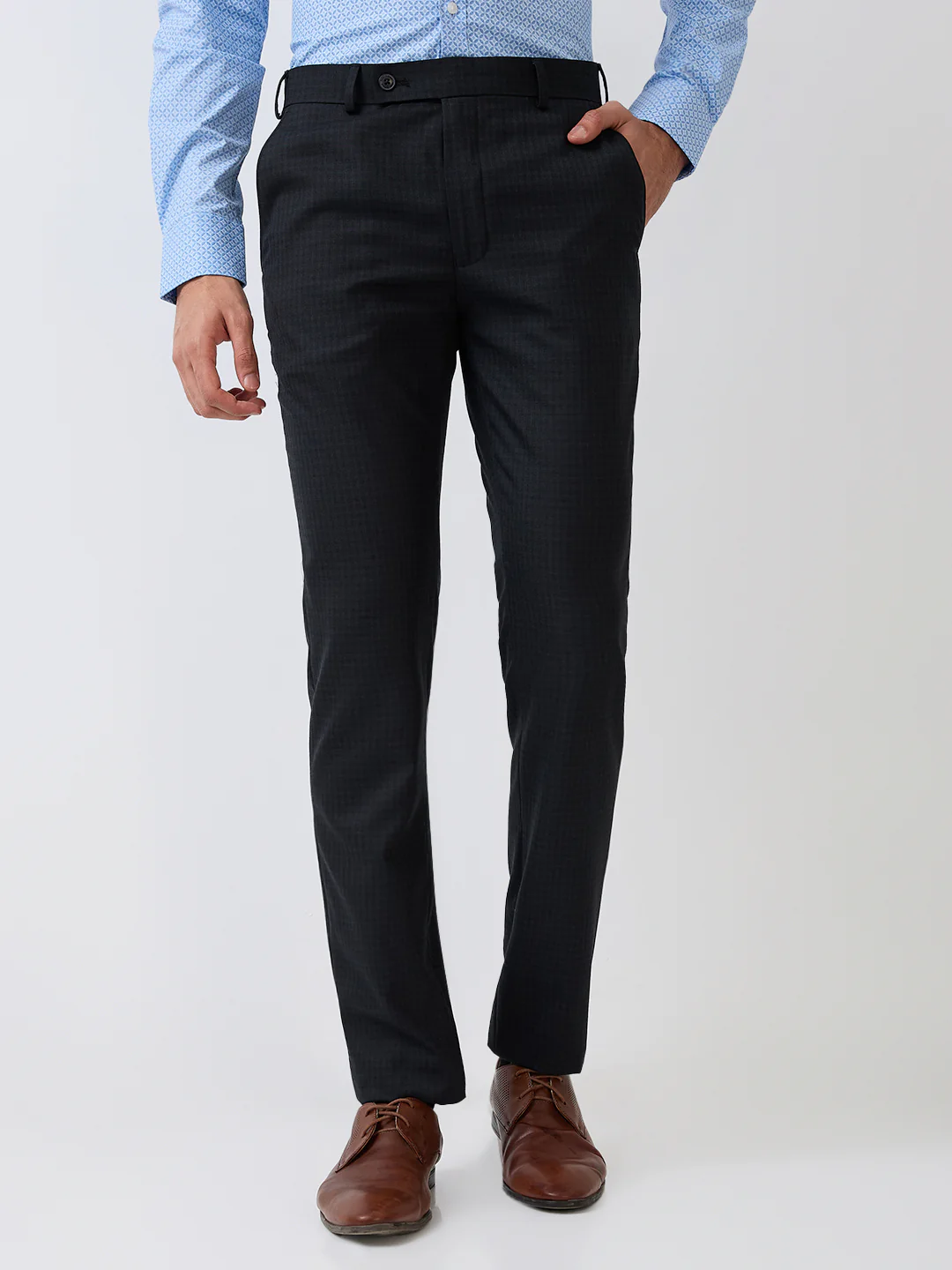 Park Avenue Men Blue Checks Slim Fit Wool Blend Trouser