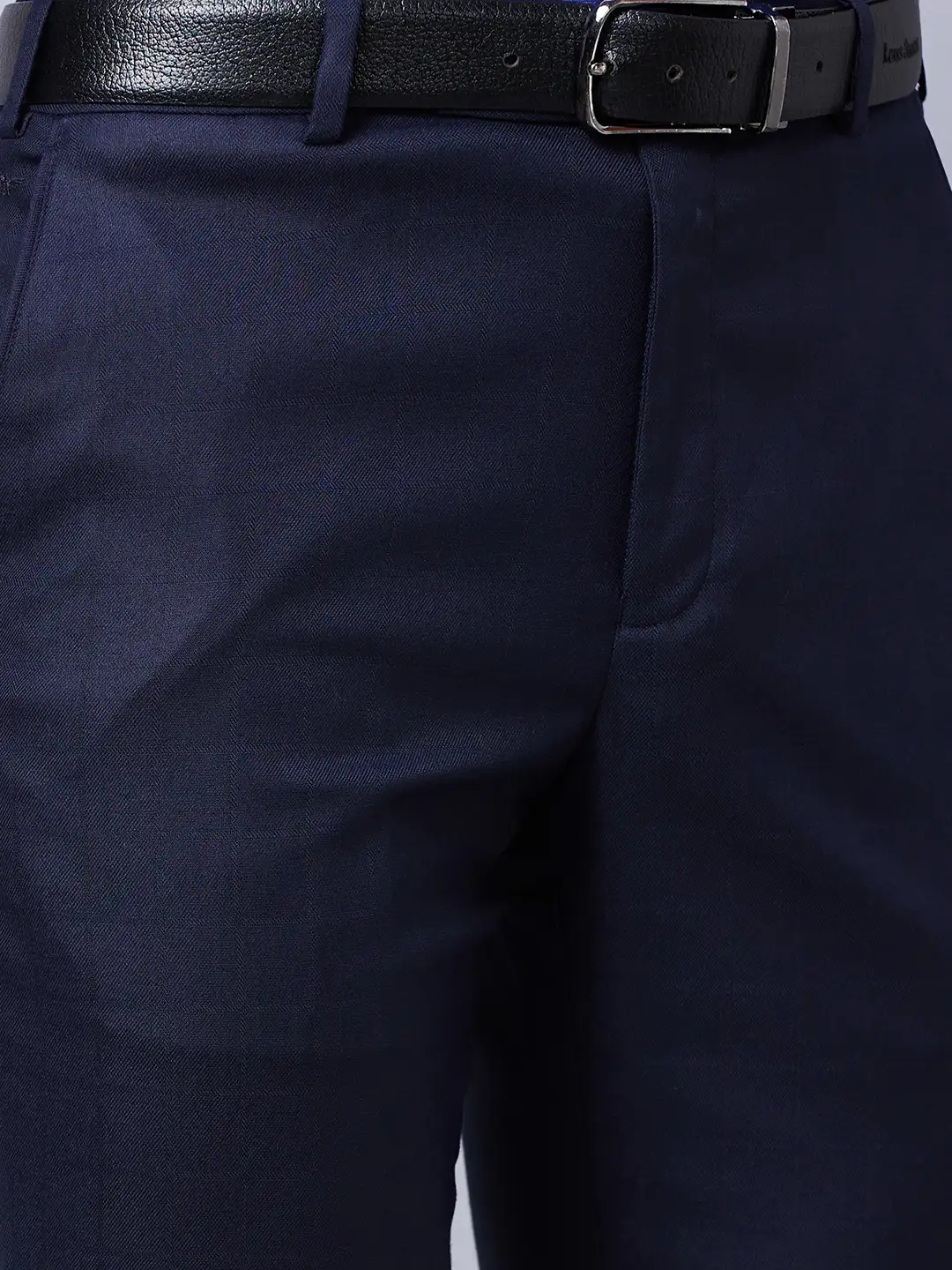 Park Avenue Men Blue Checks Smart Fit Polyester Blend Trousers - Image 6