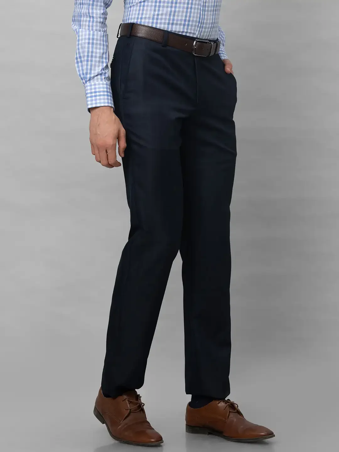 Park Avenue Men Blue Checks Smart Fit Polyester Blend Trousers - Image 2