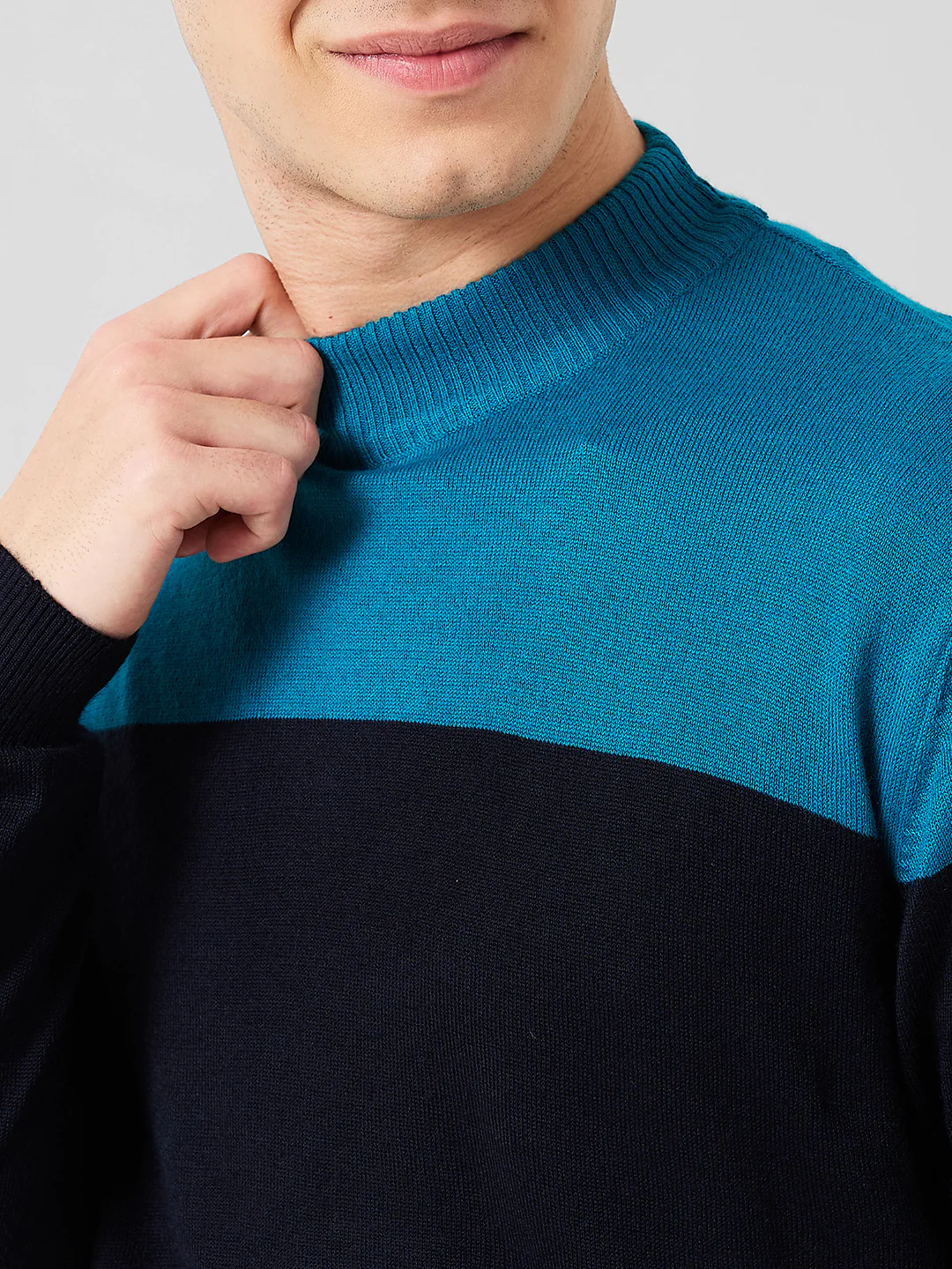 Park Avenue Men Blue Colorblock Regular Fit Acrylic Blend Sweaters - Image 5