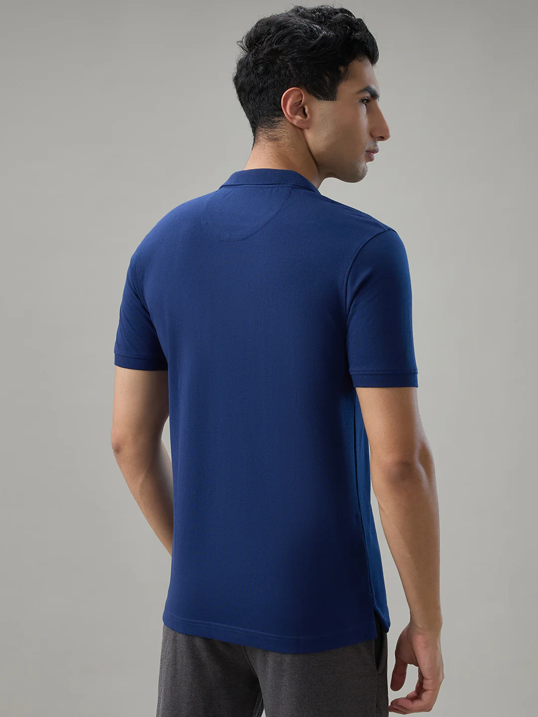 Park Avenue Men Blue Cotton Blend T-Shirt - Image 4