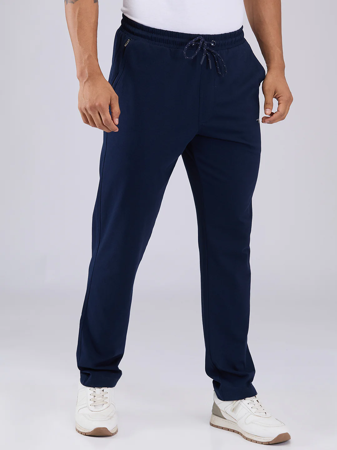 Park Avenue Men Blue Cotton Blend Trackpant - Image 2