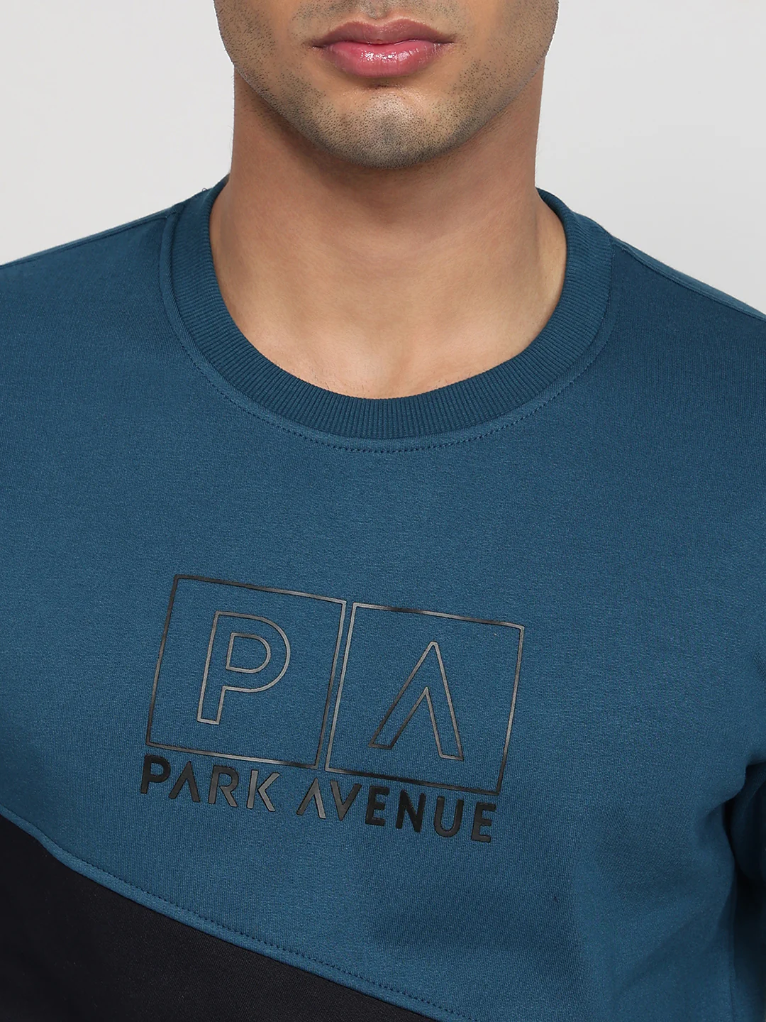 Park Avenue Men Blue Cut & Sew Slim Fit Cotton Blend Sweatshirt - Image 6