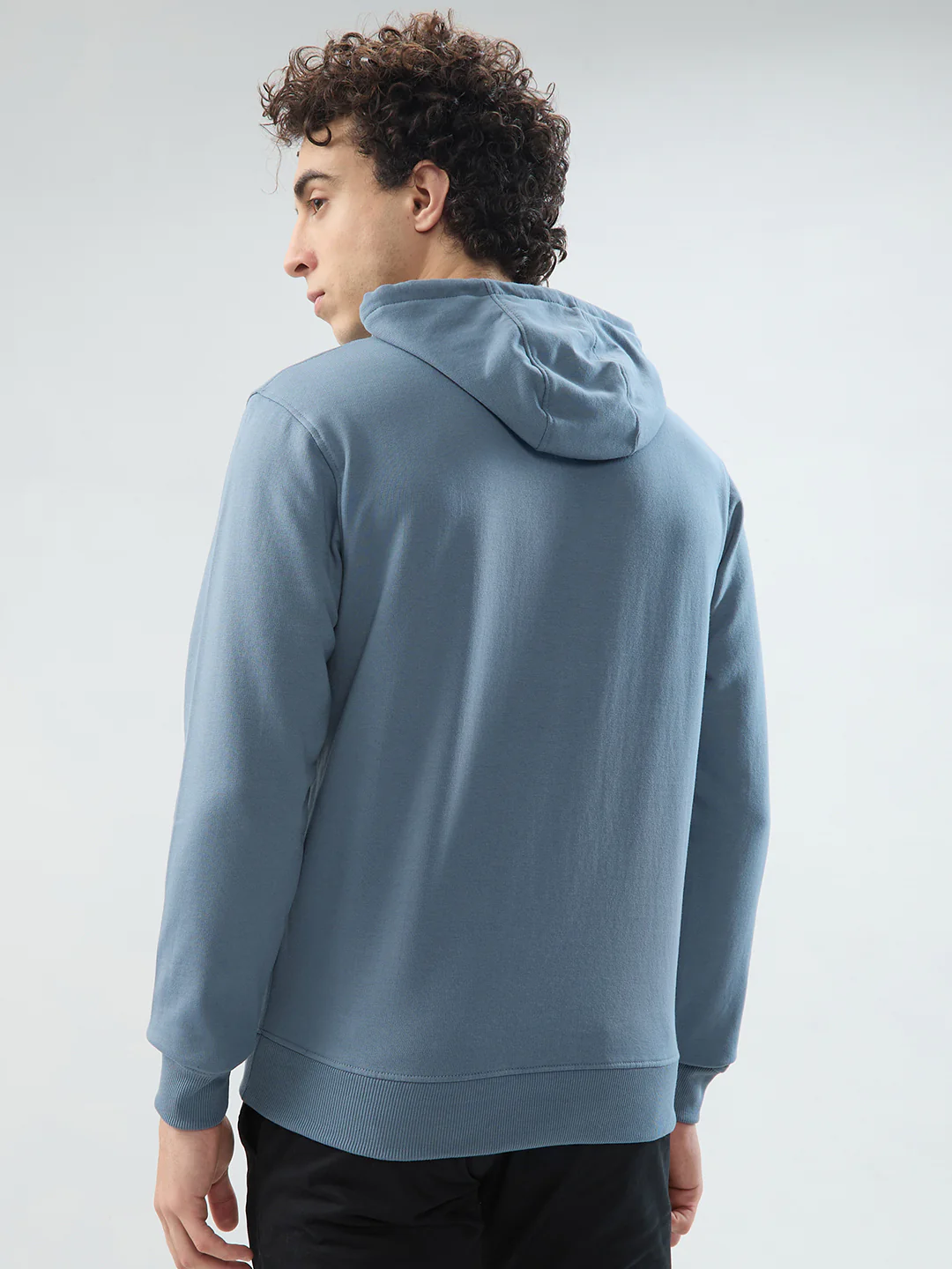 Park Avenue Men Blue Print Slim Fit Cotton Blend Sweatshirt - Image 4