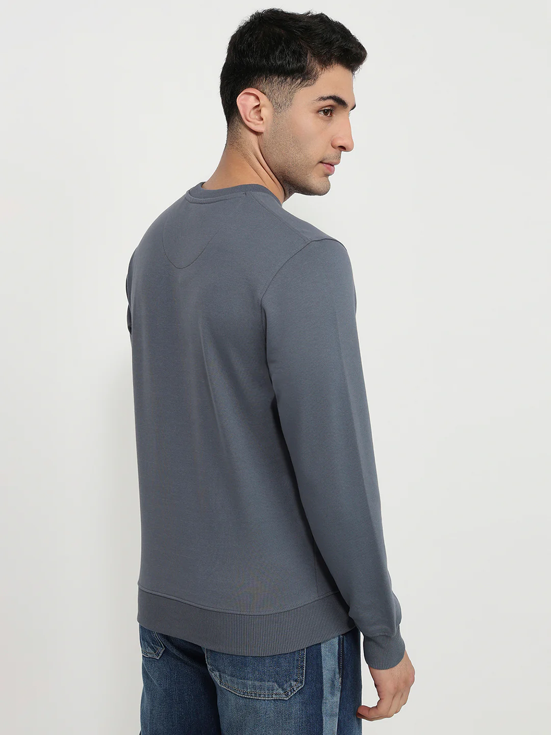 Park Avenue Men Blue Print Slim Fit Cotton Blend Sweatshirt - Image 4