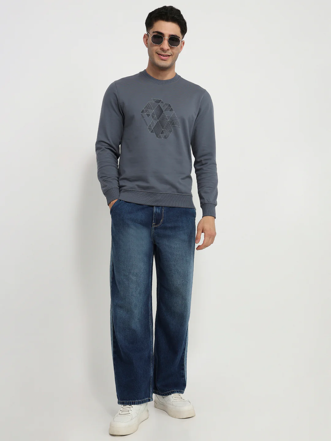 Park Avenue Men Blue Print Slim Fit Cotton Blend Sweatshirt - Image 5