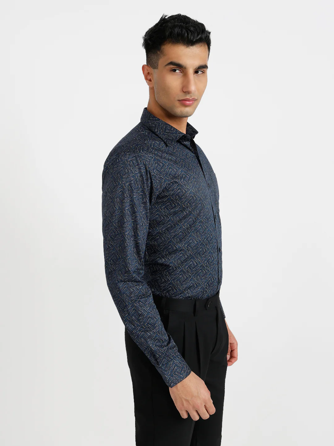 Park Avenue Men Blue Print Slim Fit Cotton Formal Shirt - Image 2