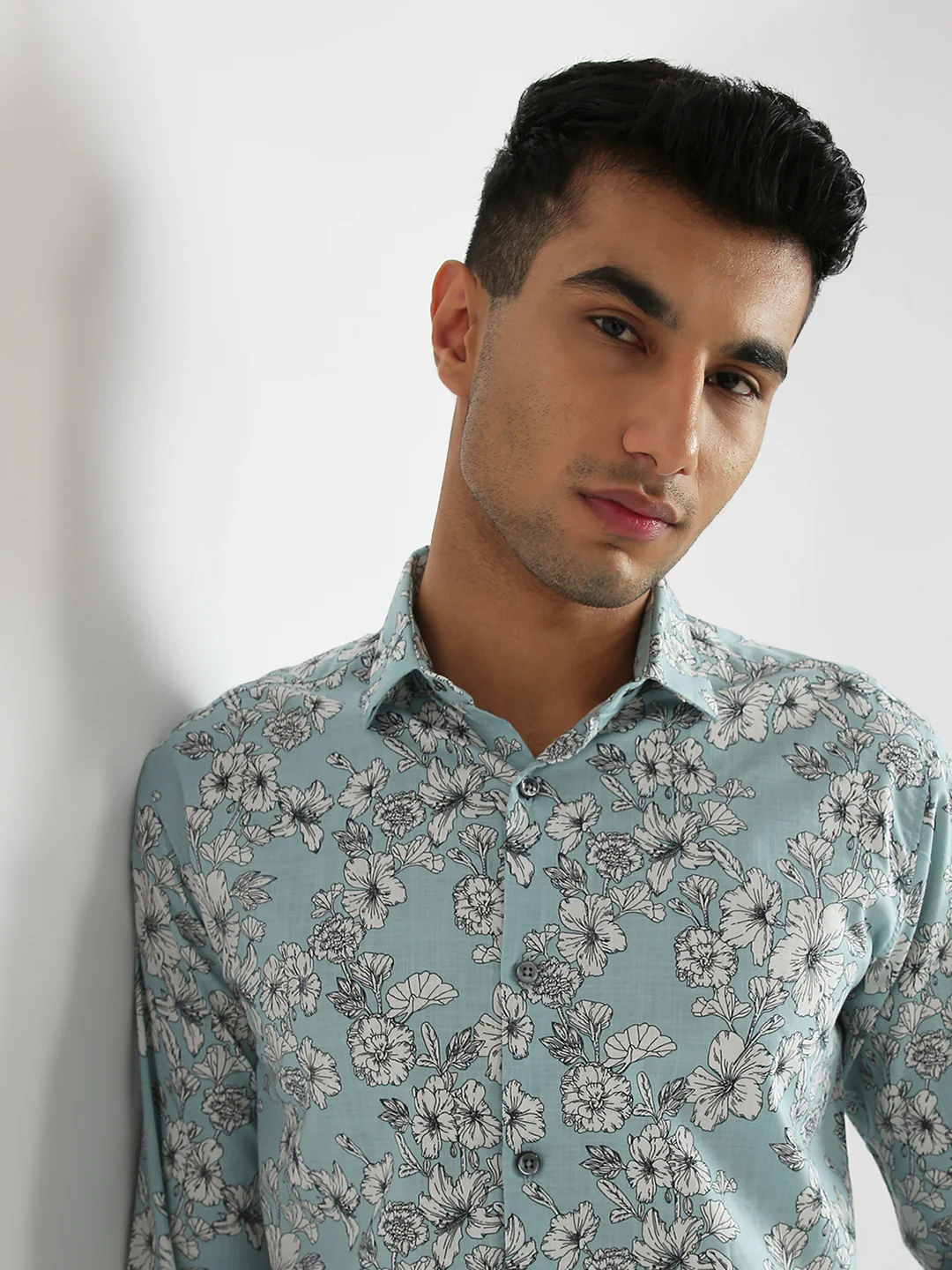 Park Avenue Men Blue Print Slim Fit Cotton Shirt - Image 6