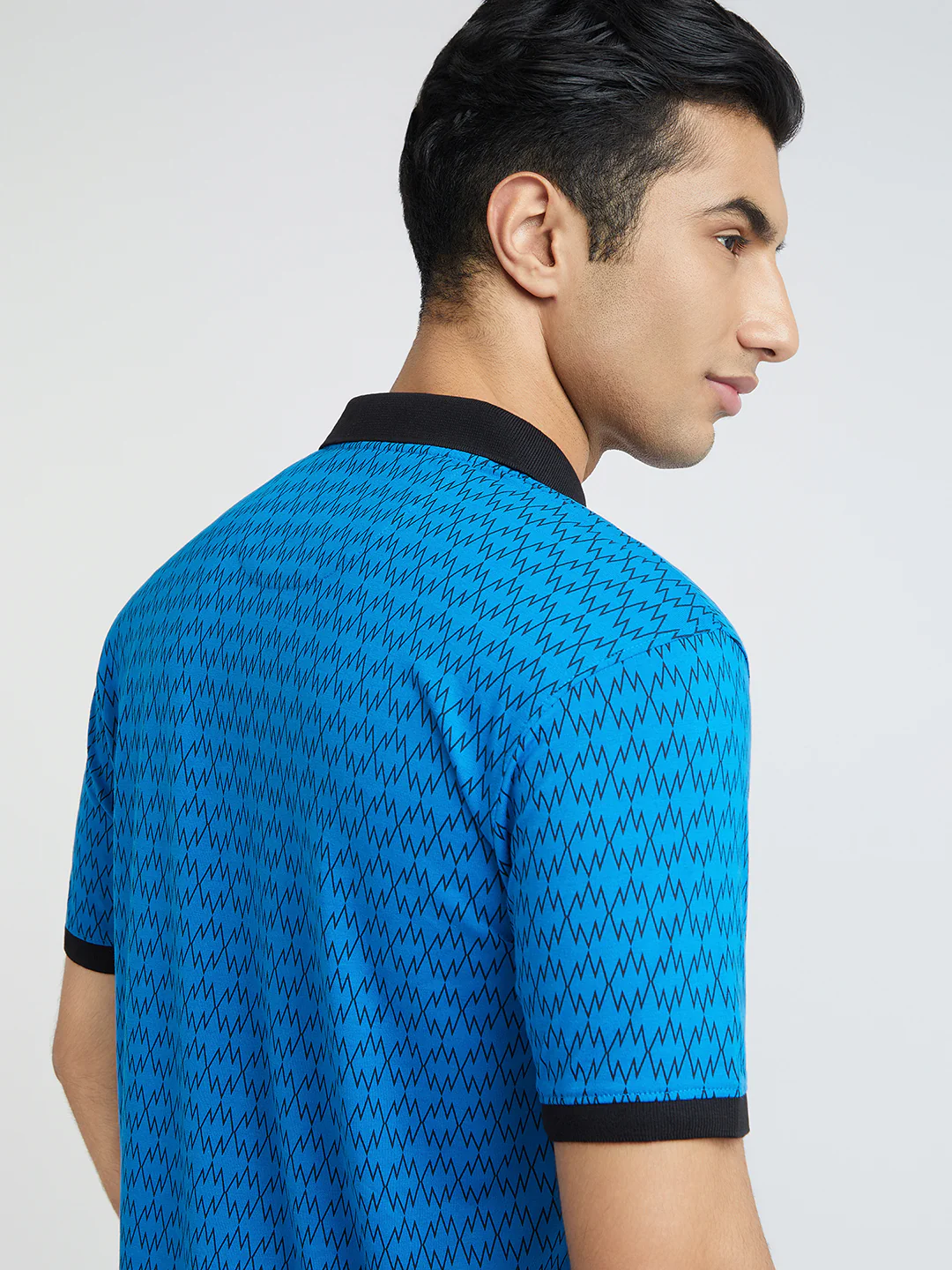 Park Avenue Men Blue Printed Slim Fit Cotton Blend T-Shirt - Image 7