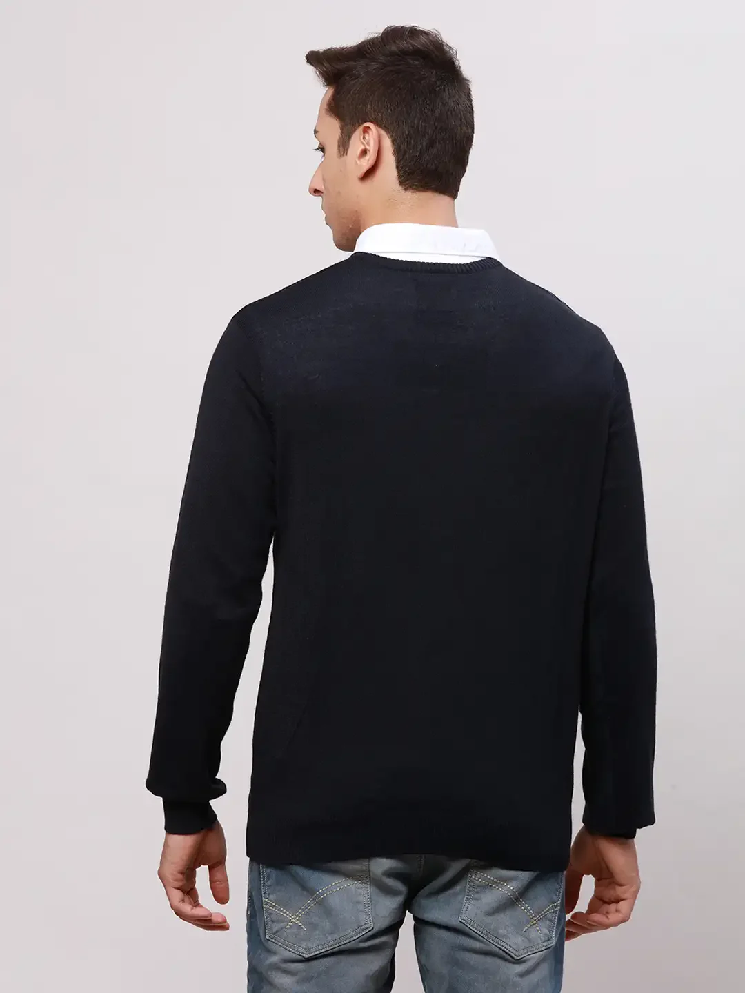 Park Avenue Men Blue Regular Fit Argyle Cotton Full Sleeve V Neck Collar Pullovers - Image 4