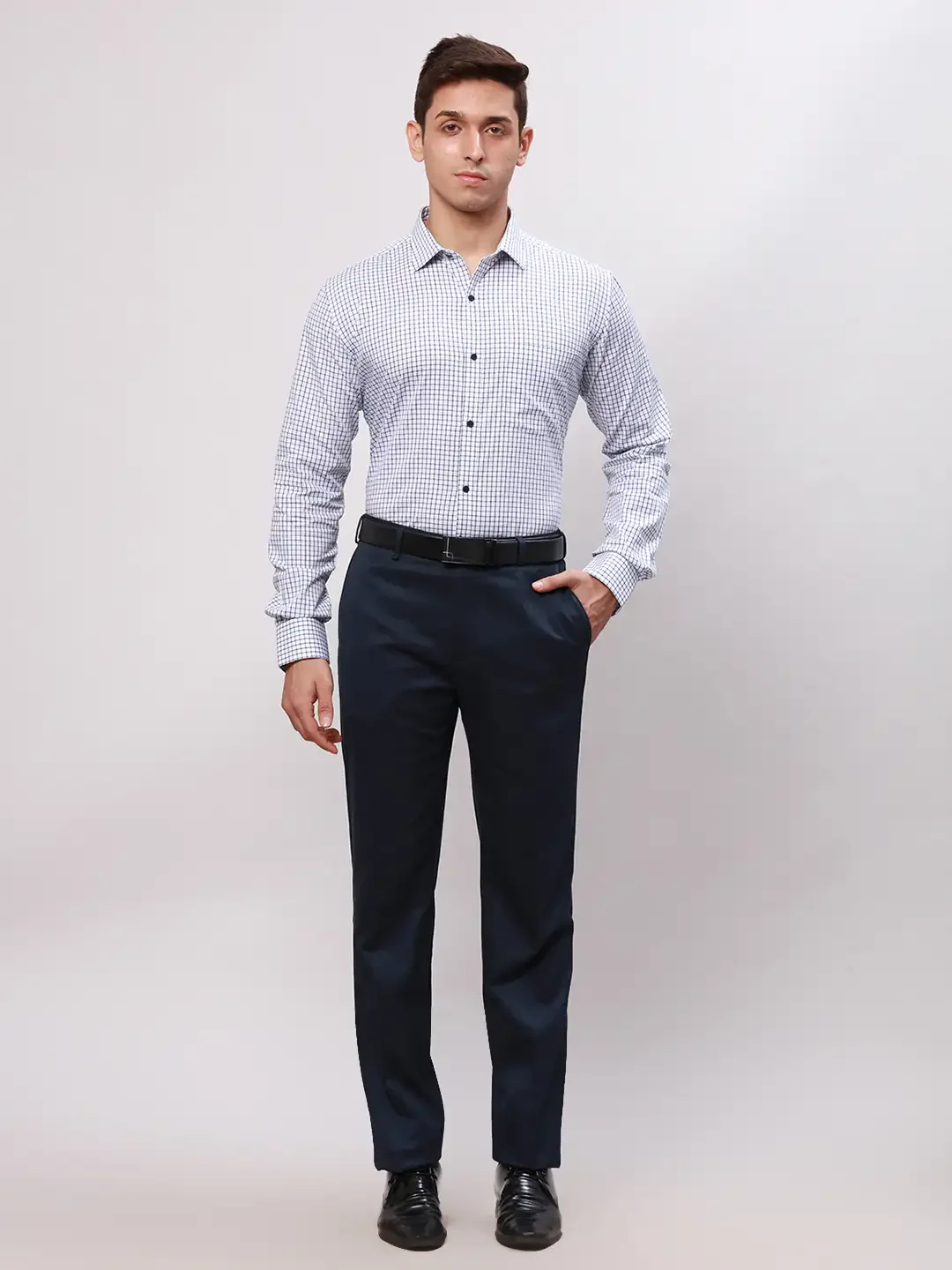 Park Avenue Men Blue Slim Fit Checkered Cotton Full Sleeve Cut Away Shirt - Image 5