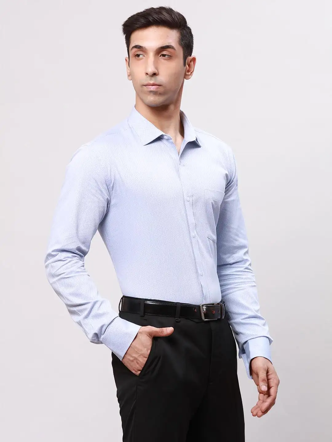Park Avenue Men Blue Slim Fit Structure Cotton Shirts - Image 2