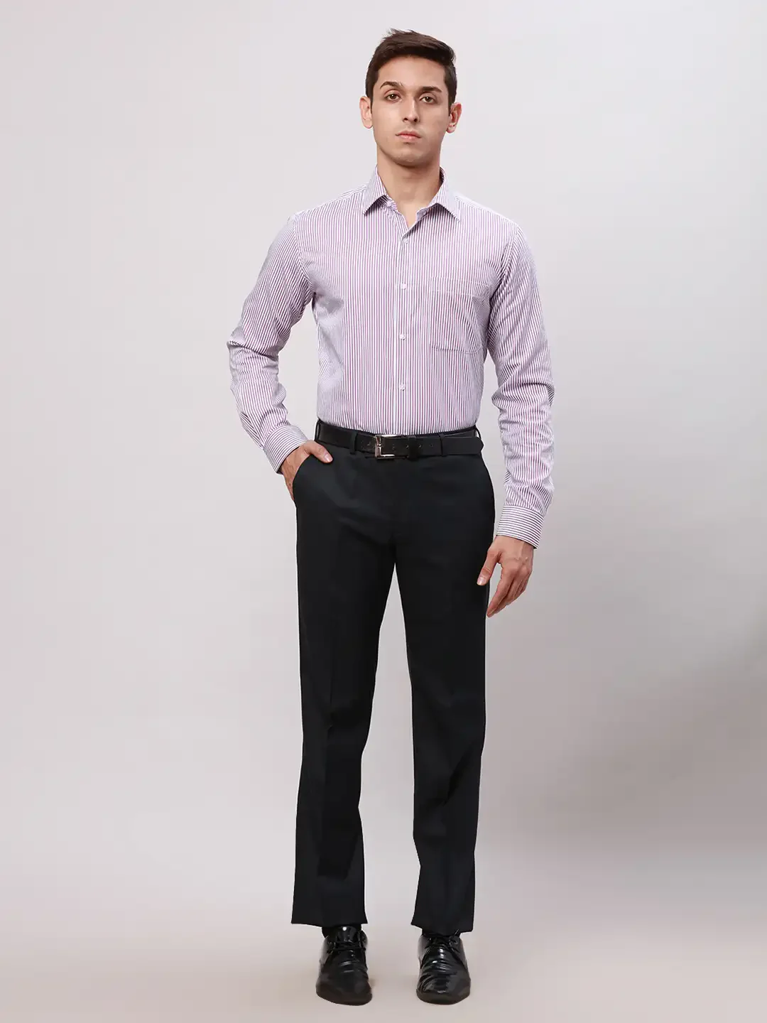 Park Avenue Men Blue Smart Fit Checks Cotton Trousers - Image 5