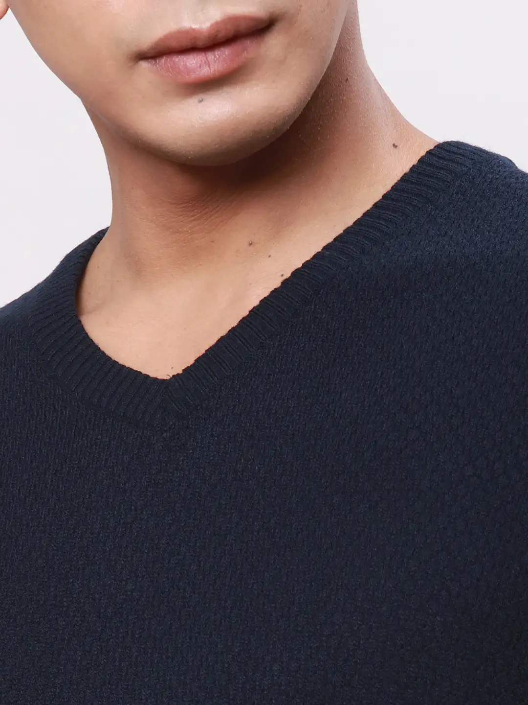 Park Avenue Men Blue Solid Regular Acrylic Full Sleeve Pullover - Image 6