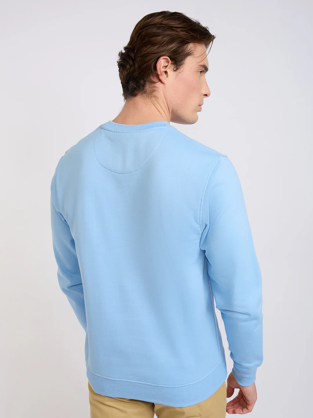 Park Avenue Men Blue Solid Slim Fit Cotton Blend Round Neck Collar Sweatshirt - Image 4