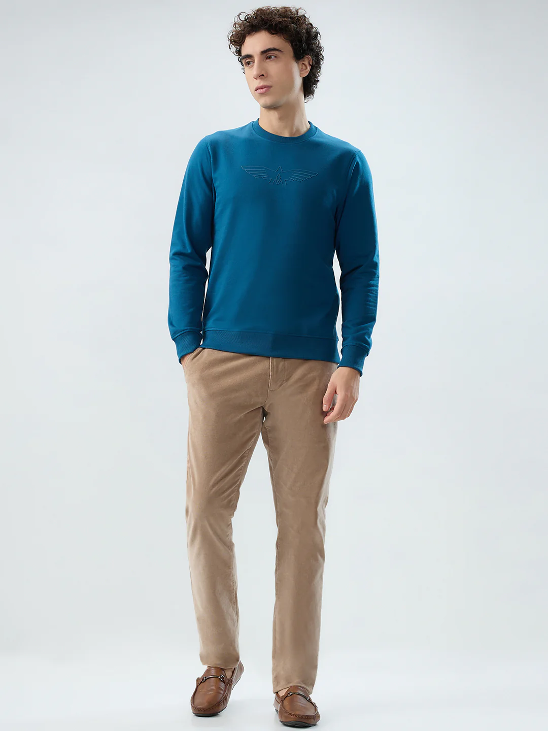 Park Avenue Men Blue Solid Slim Fit Cotton Blend Sweatshirt - Image 5