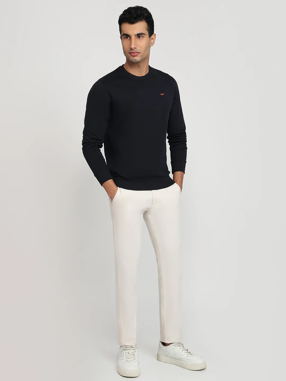Park Avenue Men Blue Solid Slim Fit Cotton Blend Sweatshirt - Image 5