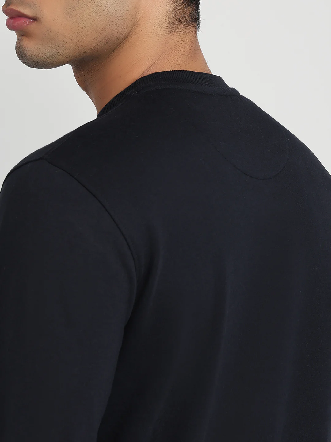 Park Avenue Men Blue Solid Slim Fit Cotton Blend Sweatshirt - Image 7