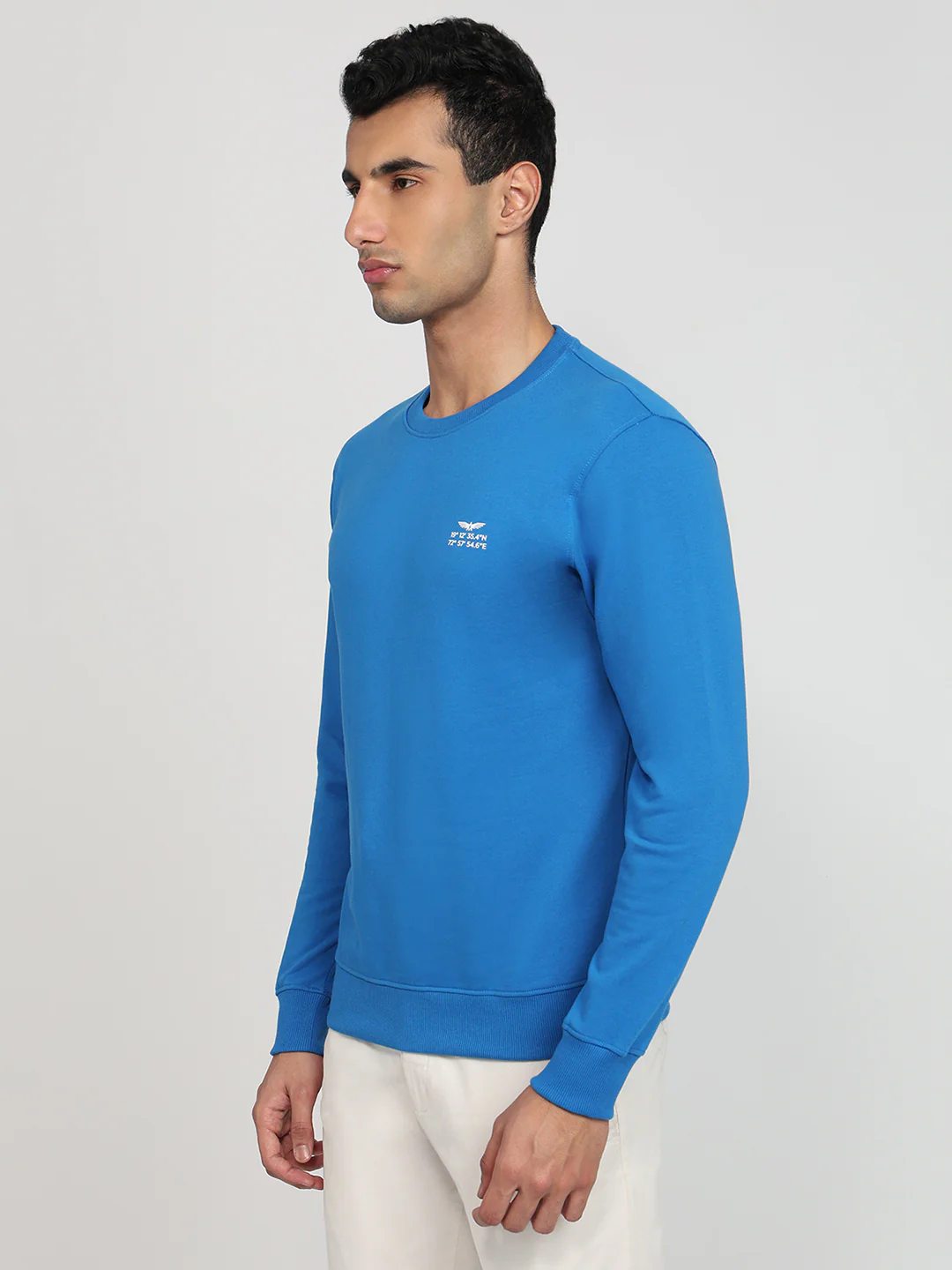 Park Avenue Men Blue Solid Slim Fit Cotton Blend Sweatshirt - Image 2