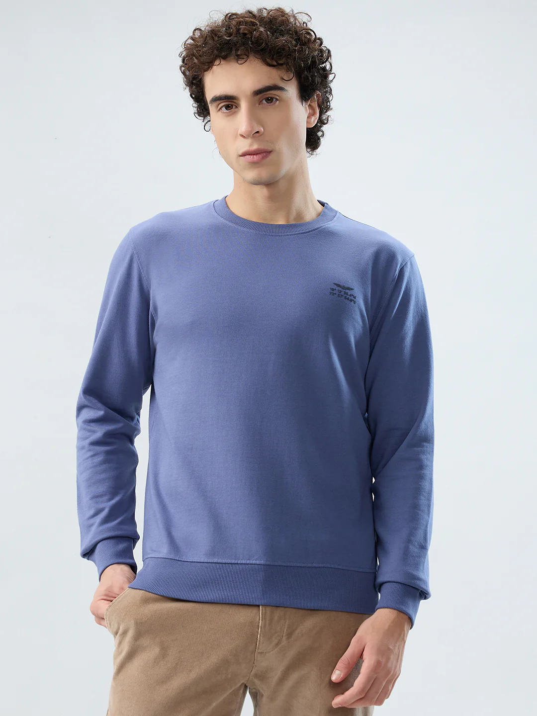 Park Avenue Men Blue Solid Slim Fit Cotton Blend Sweatshirt