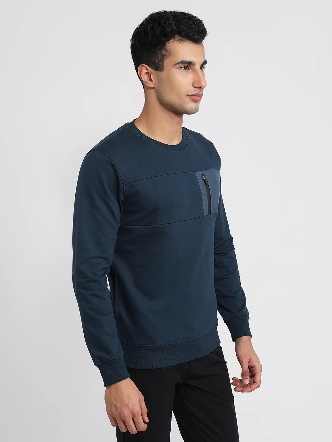 Park Avenue Men Blue Solid Slim Fit Cotton Blend Sweatshirt - Image 2