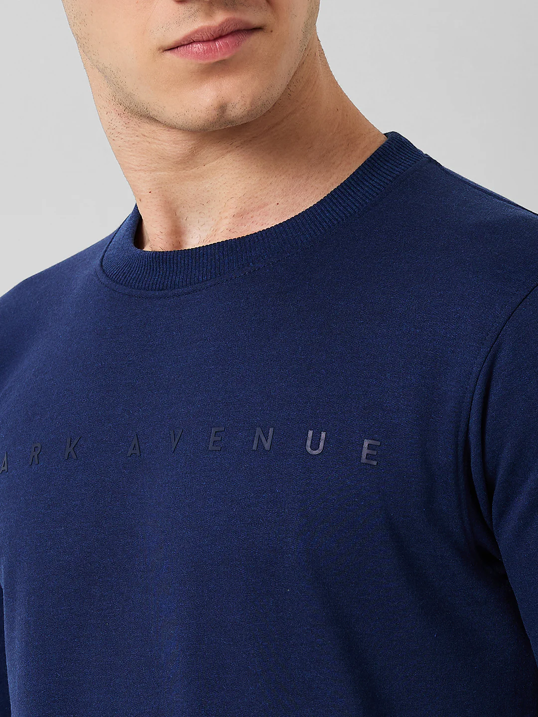 Park Avenue Men Blue Solid Slim Fit Cotton Blend Sweatshirt - Image 5