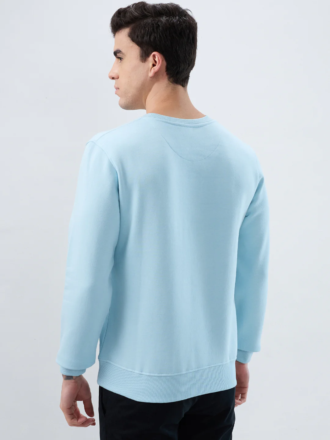 Park Avenue Men Blue Solid Slim Fit Cotton Blend Sweatshirt - Image 4