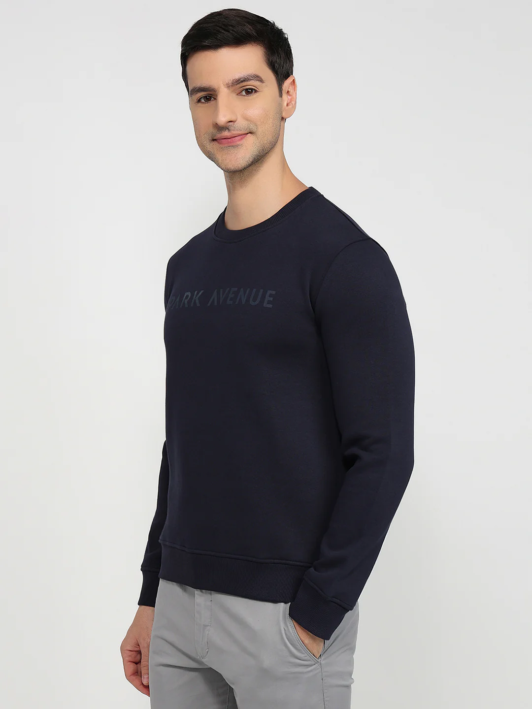 Park Avenue Men Blue Solid Slim Fit Cotton Blend Sweatshirt - Image 3