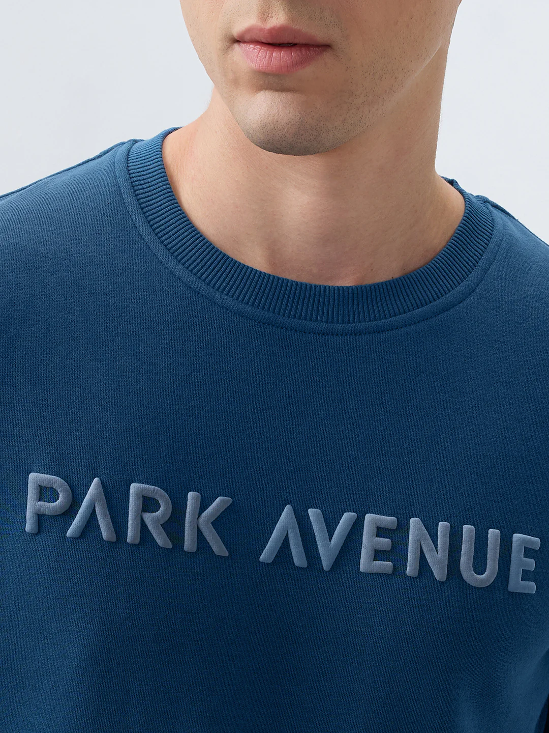 Park Avenue Men Blue Solid Slim Fit Cotton Blend Sweatshirt - Image 6