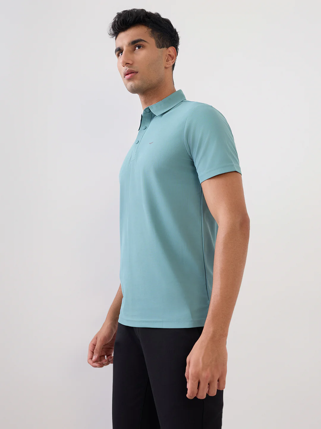 Park Avenue Men Blue Solid Slim Fit Cotton Blend T-Shirt - Image 2