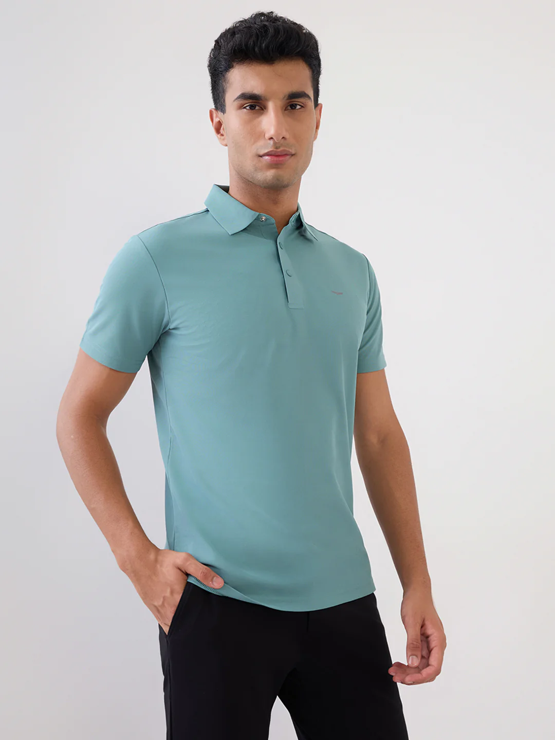 Park Avenue Men Blue Solid Slim Fit Cotton Blend T-Shirt - Image 3
