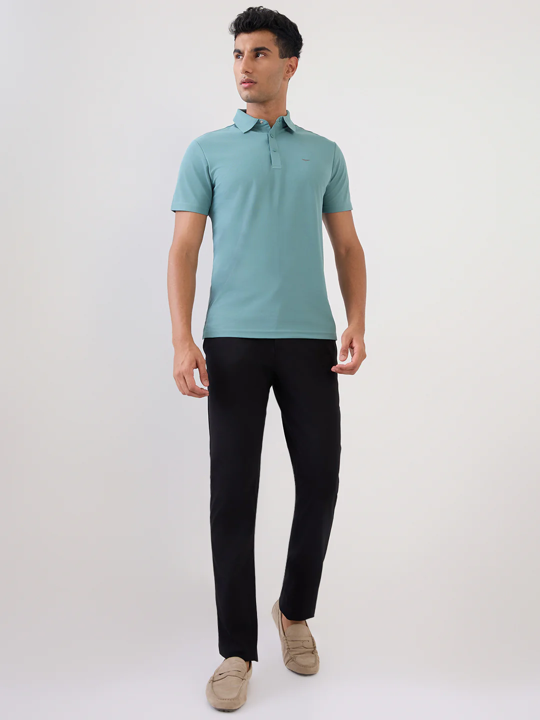 Park Avenue Men Blue Solid Slim Fit Cotton Blend T-Shirt - Image 5