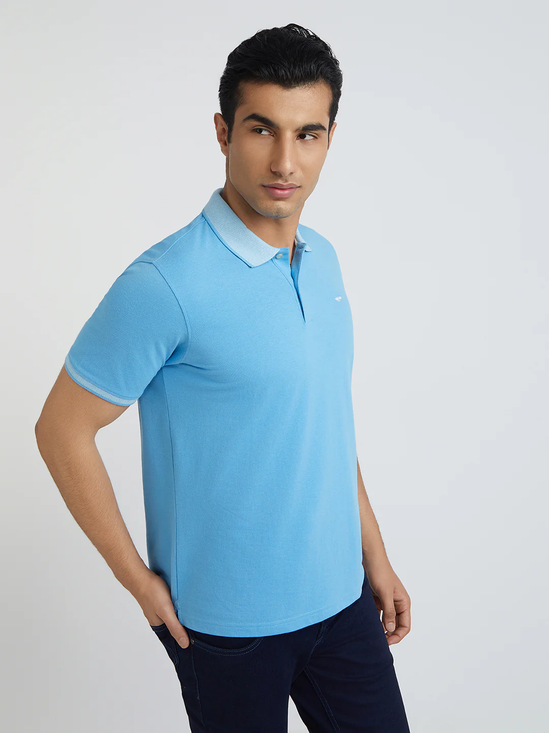 Park Avenue Men Blue Solid Slim Fit Cotton Blend T-Shirt - Image 2