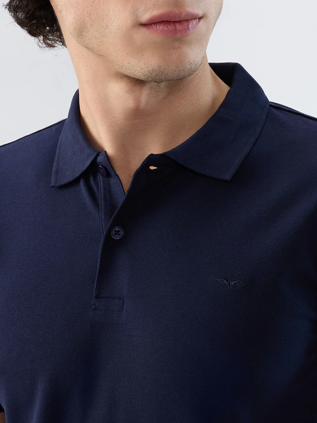 Park Avenue Men Blue Solid Slim Fit Cotton Blend T-shirt - Image 6