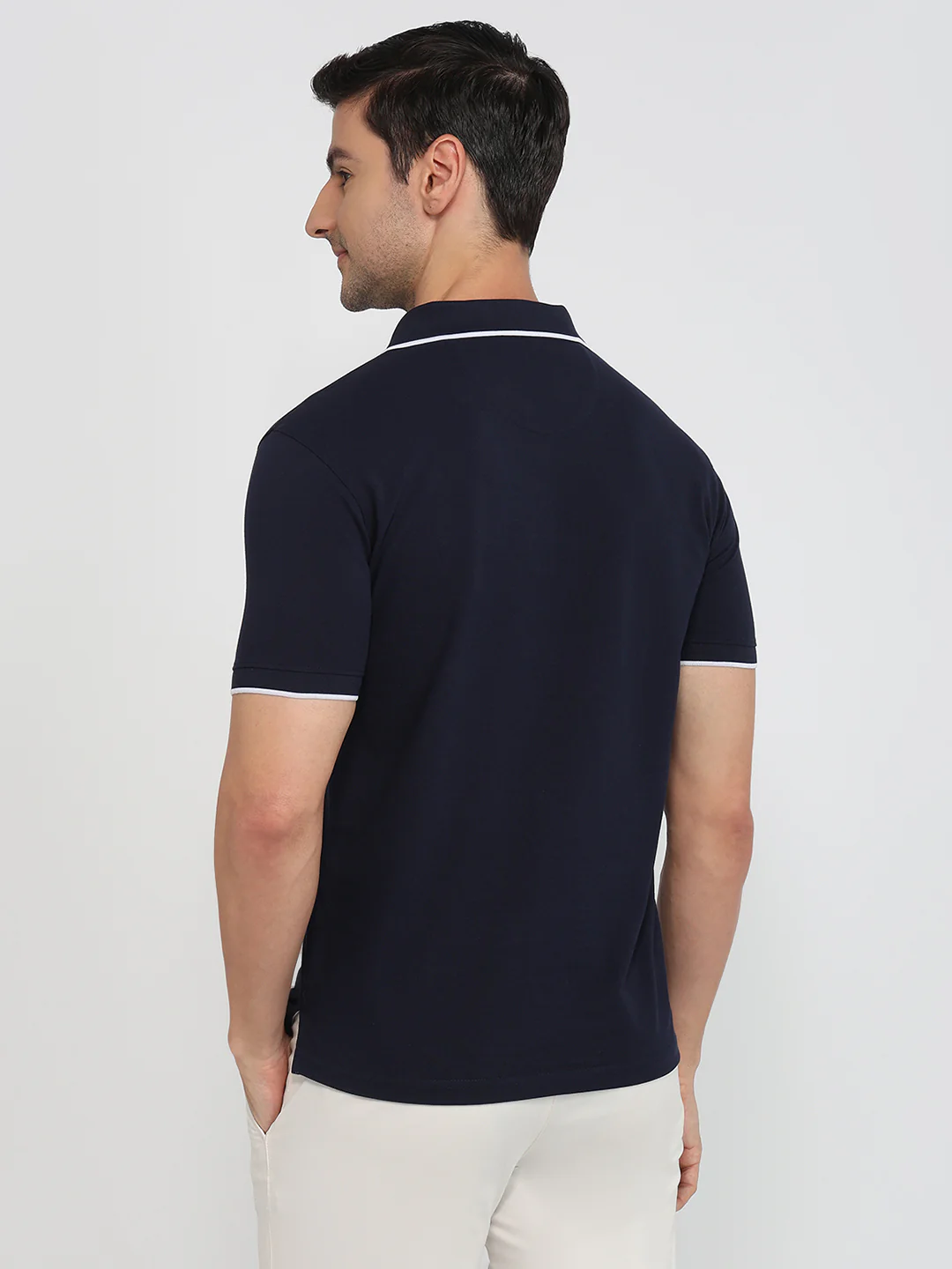 Park Avenue Men Blue Solid Slim Fit Cotton Blend T-Shirt - Image 5
