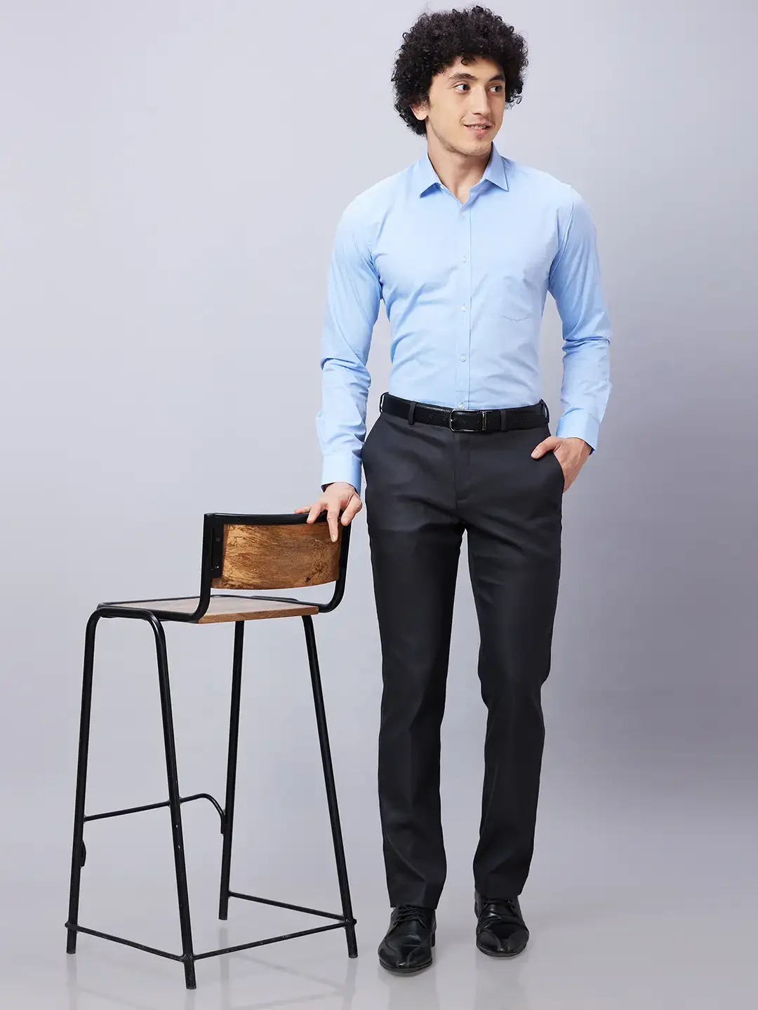 Park Avenue Men Blue Solid Slim Fit Cotton Cutaway Collar Shirt - Image 5