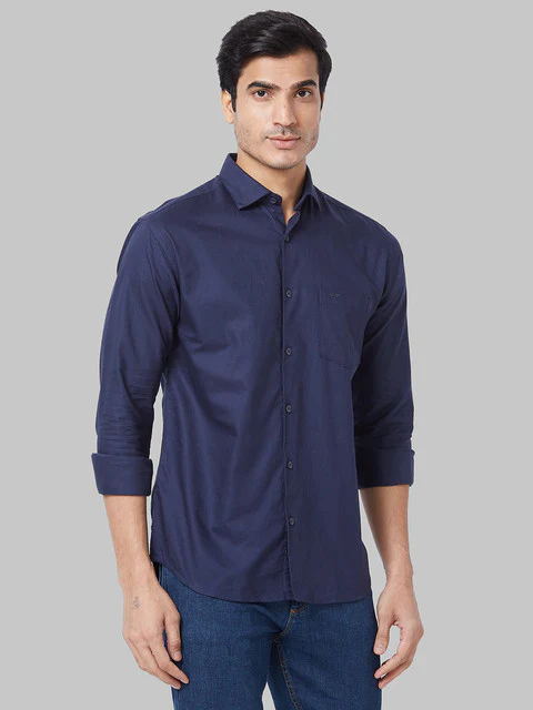 Park Avenue Men Blue Solid Slim Fit Cotton Shirt - Image 2