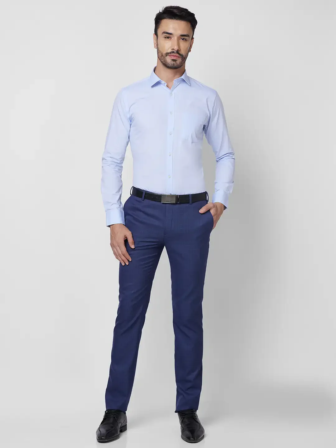 Park Avenue Men Blue Solid Slim Fit Cotton Shirt - Image 5