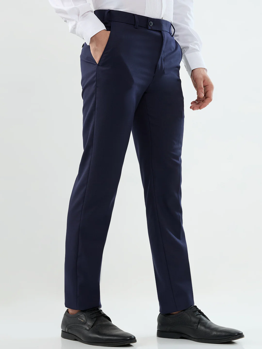 Park Avenue Men Blue Solid Slim Fit Polyester Blend Trouser - Image 2