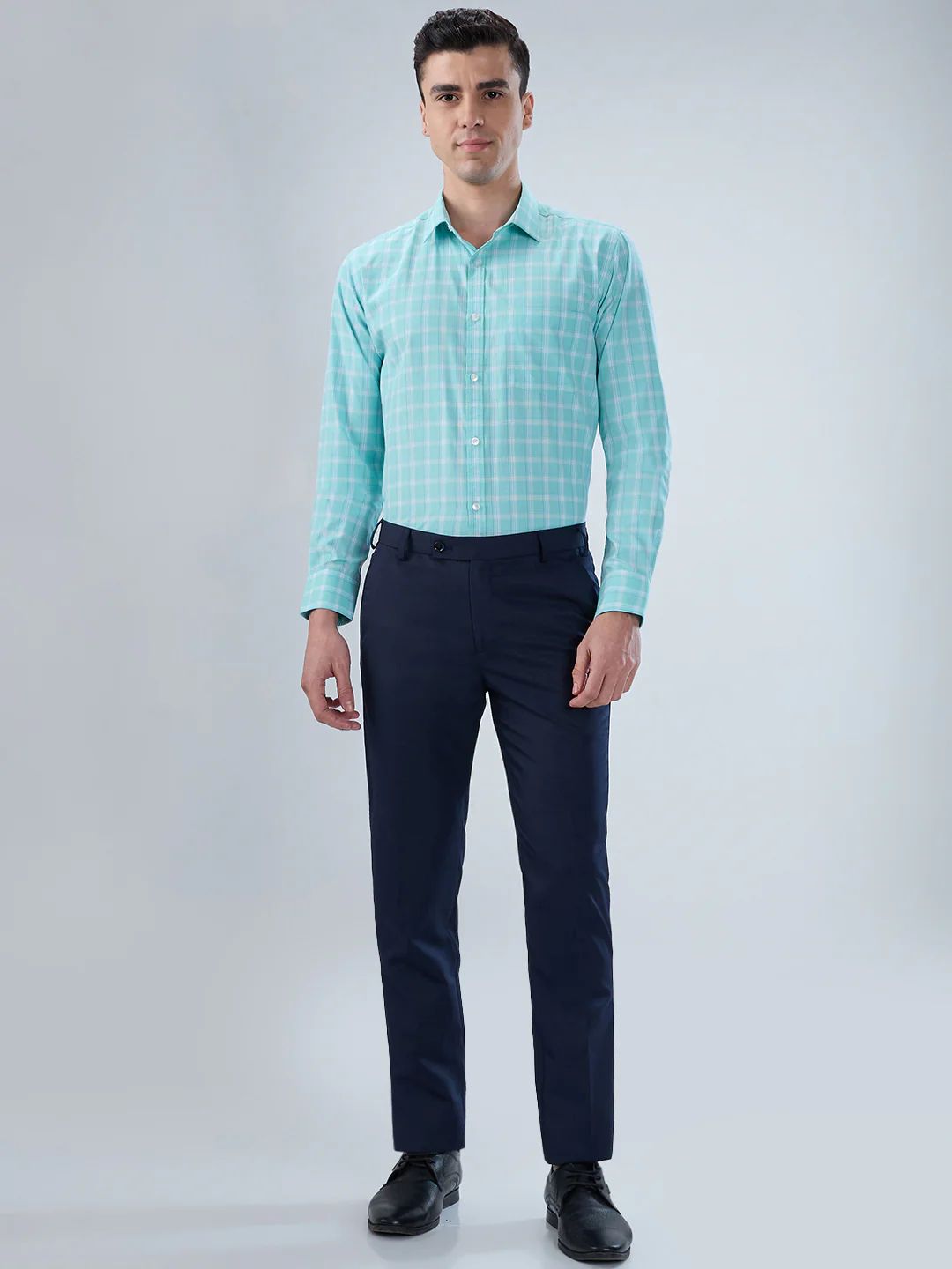 Park Avenue Men Blue Solid Slim Fit Polyester Blend Trouser - Image 5