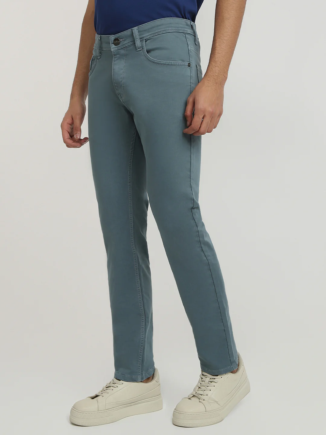 Park Avenue Men Blue Solid Super Slim Fit Cotton Blend Jeans - Image 3