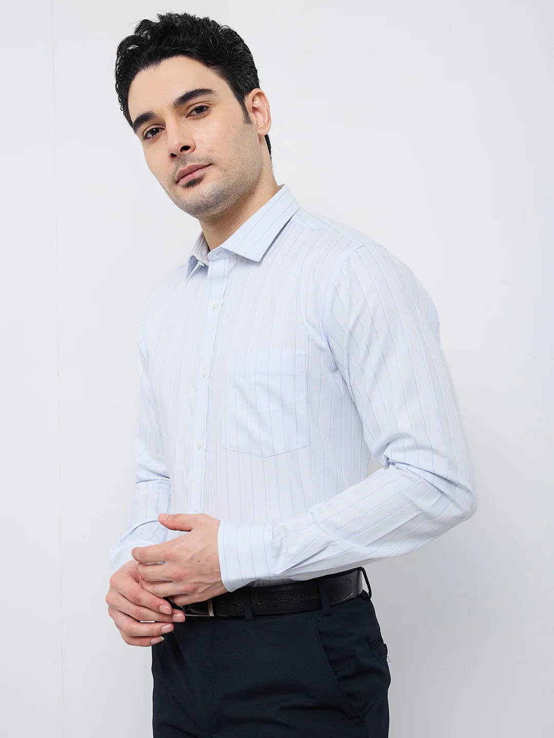 Park Avenue Men Blue Stripe Slim Fit Cotton Shirt - Image 3