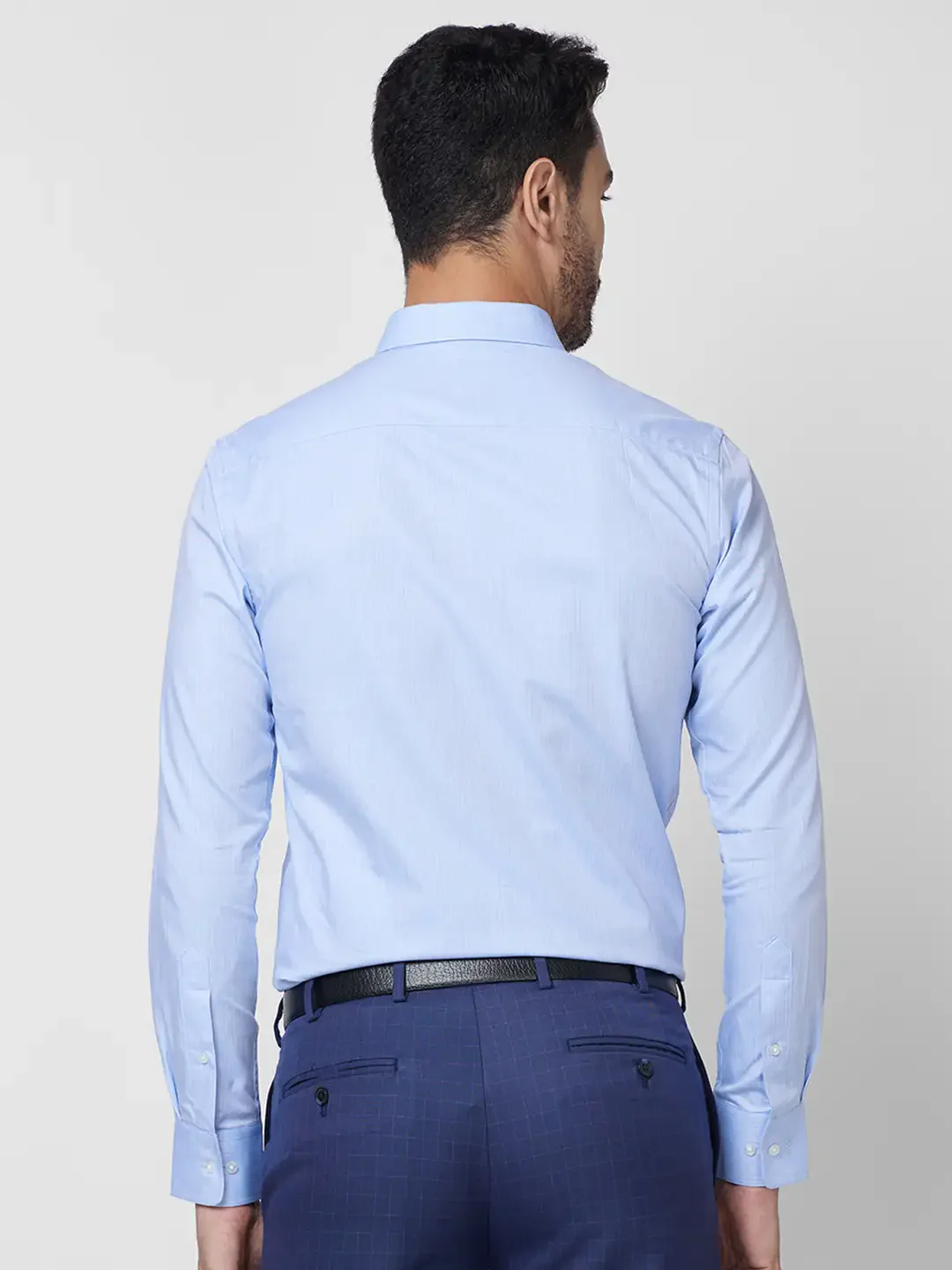 Park Avenue Men Blue Stripe Slim Fit Cotton Shirt - Image 4